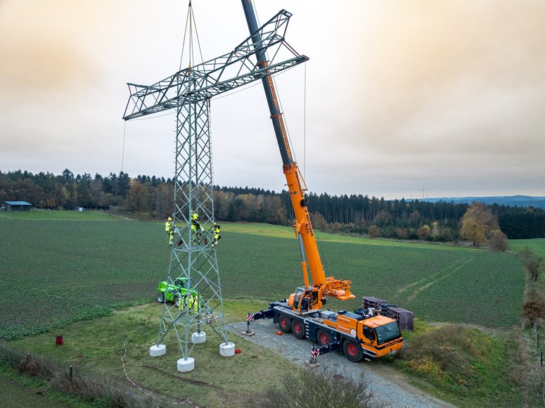 241106_MITNETZ_STROM_Drohne_Crossen-Herlasgrün_Mast-0971 241106_MITNETZ_STROM_Drohne_Crossen-Herlasgrün_Mast-0971