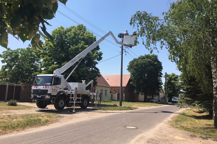 MITNETZ STROM hilft Storchenpaar MITNETZ STROM hilft Storchenpaar