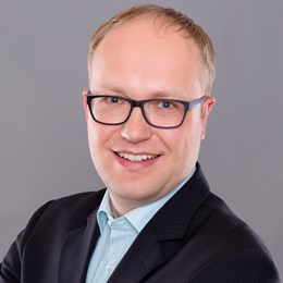 Michael Schneider Michael Schneider