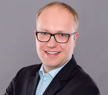 Michael Schneider Michael Schneider