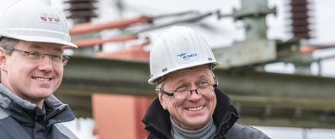 Mitarbeiter von EV-Guben und MITNETZ STROM im Umspannwerk Guben Mitarbeiter von EV-Guben und MITNETZ STROM im Umspannwerk Guben