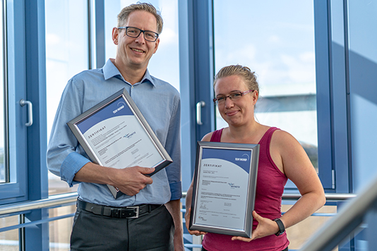 MITNETZ-STROM-SMGA-Zertifizierung-indoor (1)