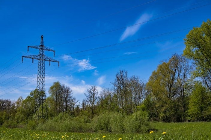 power-pole-2291381_1920-1024x682