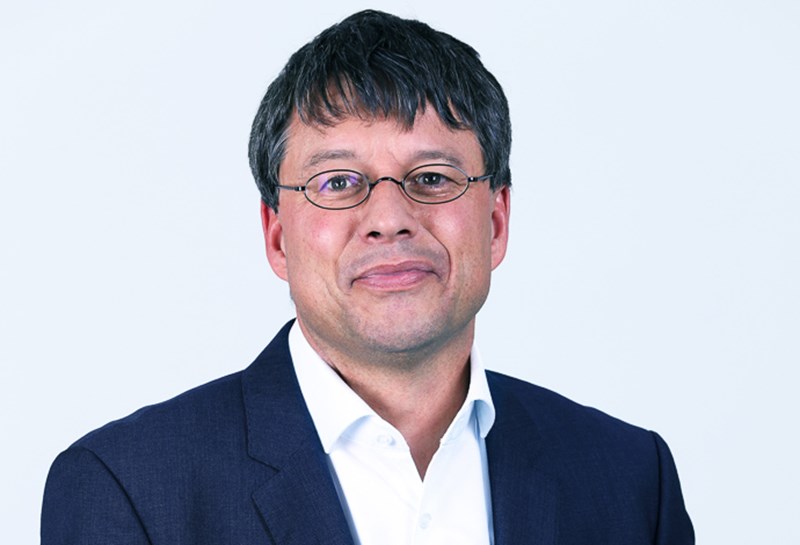 stefan_buscher_portrait_sg_190508-2 stefan_buscher_portrait_sg_190508-2