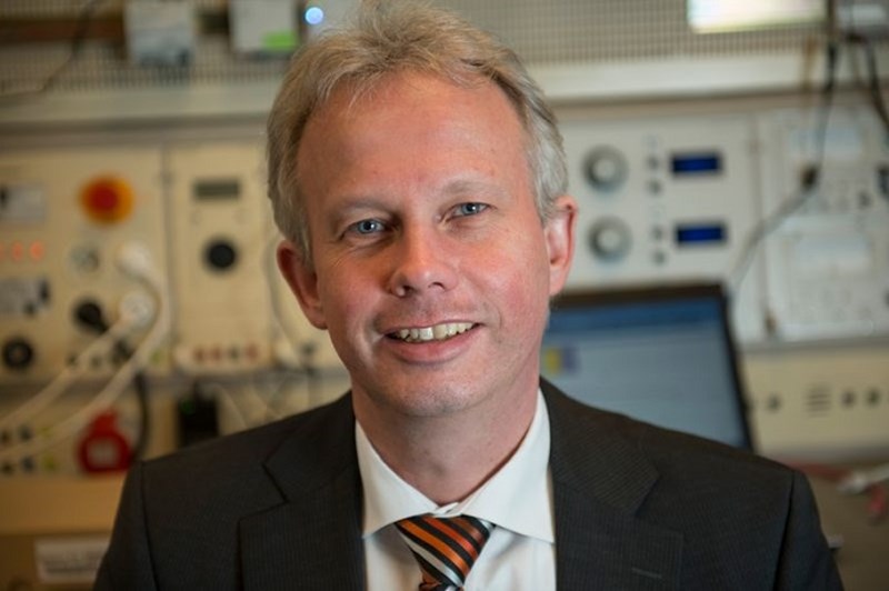 tobias-sauer-mitnetz-strom tobias-sauer-mitnetz-strom