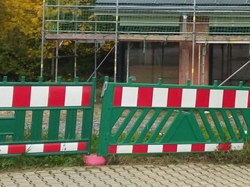 energiautarkeshaus-schmoelln-bau_bauzaun_4 energiautarkeshaus-schmoelln-bau_bauzaun_4